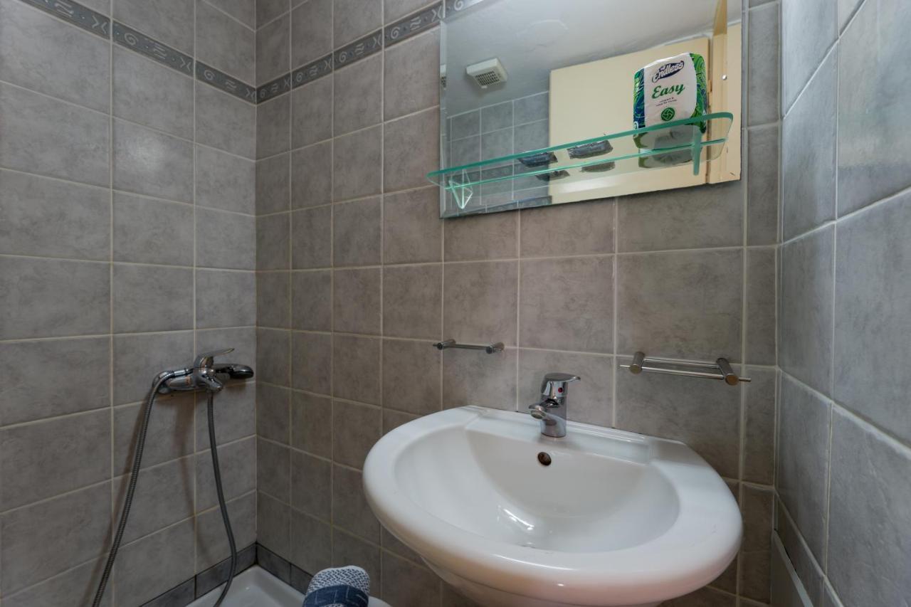Kastro Aggeliki Apartment การ์ดามมีลี ภายนอก รูปภาพ