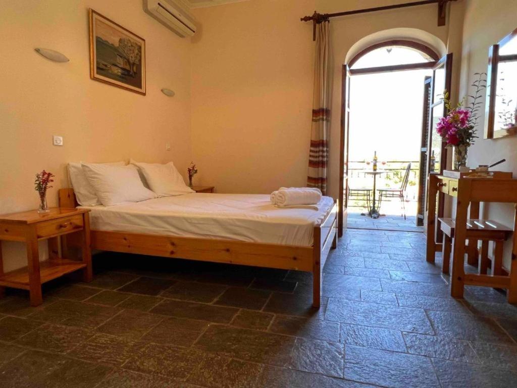 Kastro Aggeliki Apartment การ์ดามมีลี ภายนอก รูปภาพ